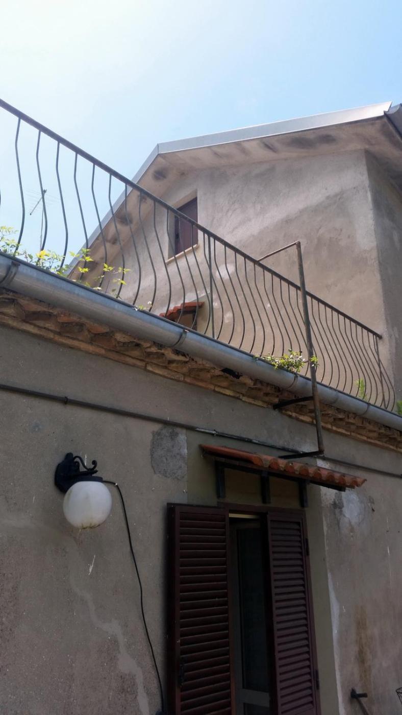 Casa In Antico Borgo Medievale A Tarano Ri, Via Giacomo Leopardi, 15 Villa ภายนอก รูปภาพ
