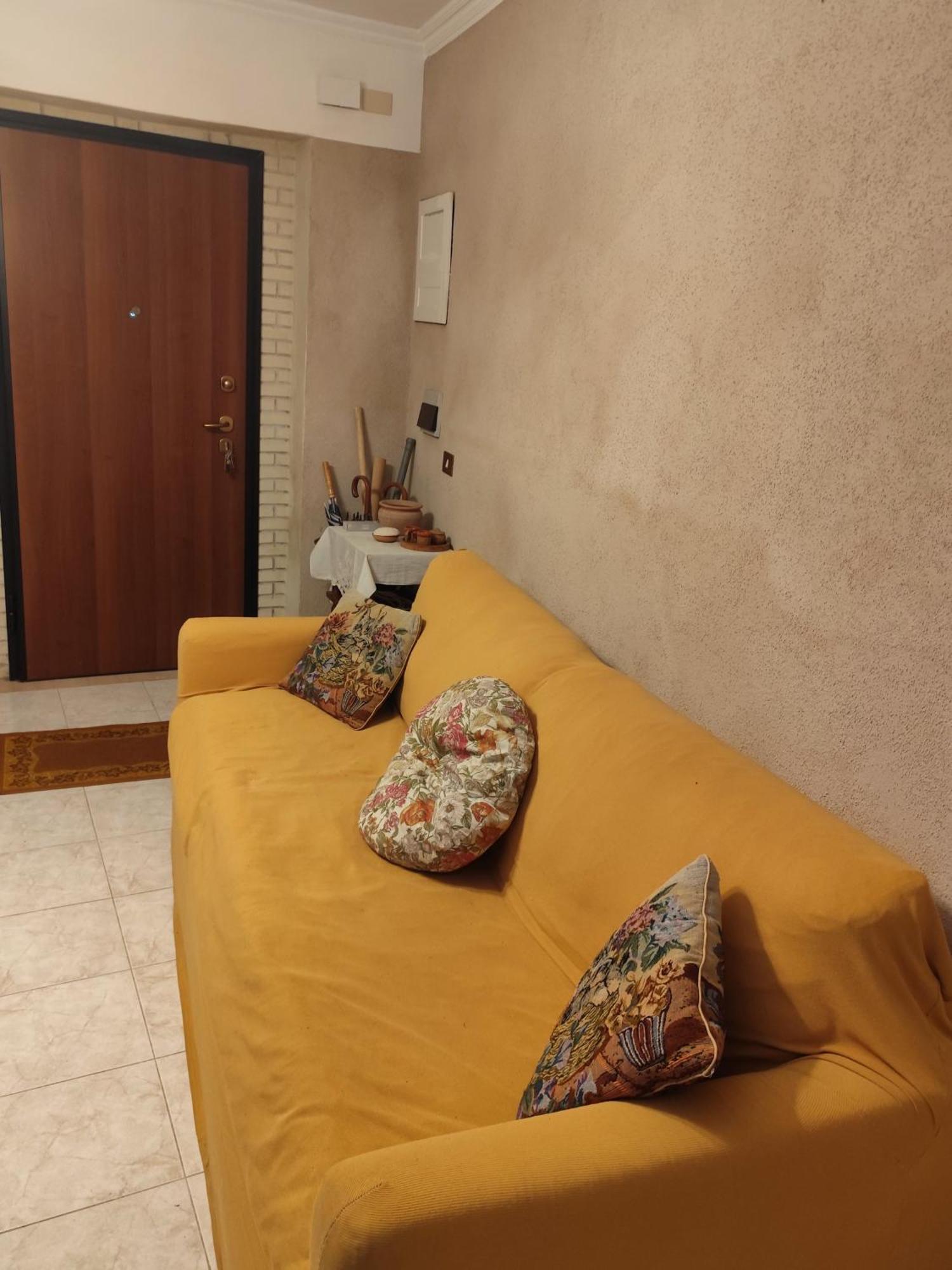 Casa In Antico Borgo Medievale A Tarano Ri, Via Giacomo Leopardi, 15 Villa ภายนอก รูปภาพ