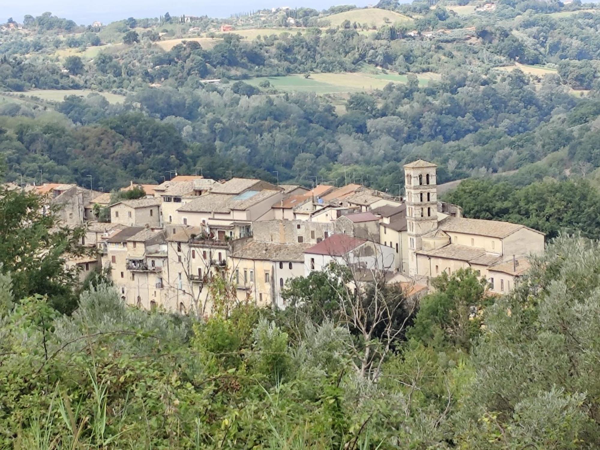 Casa In Antico Borgo Medievale A Tarano Ri, Via Giacomo Leopardi, 15 Villa ภายนอก รูปภาพ